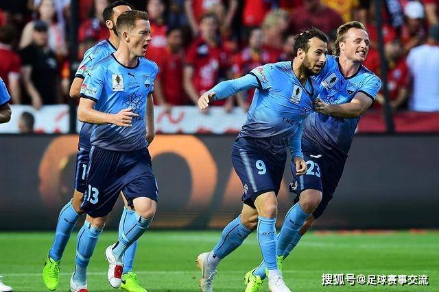 新教皇喜欢打网球 比起公牛小熊更支持白袜